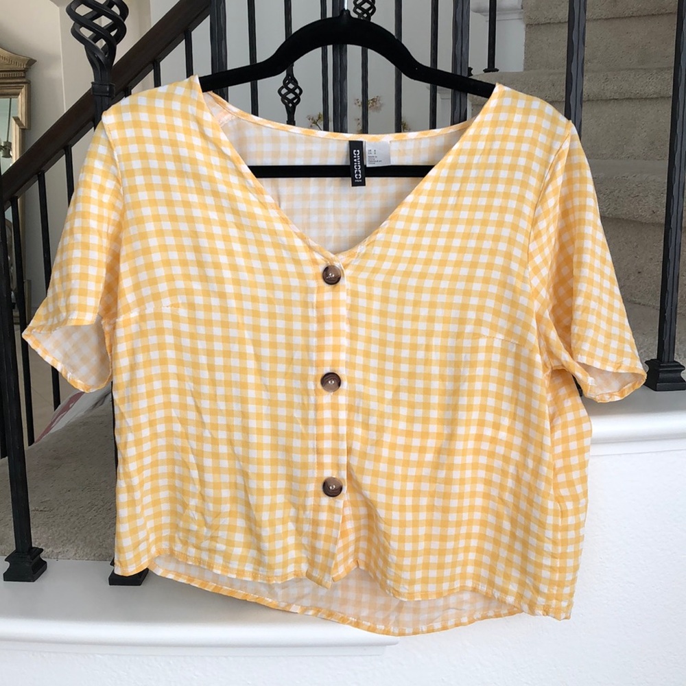 Yellow and white button top. Super light and comfy